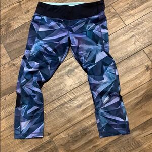 Lululemon Cropped Leggings Sz 8 NWOT